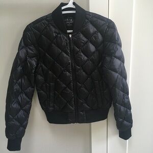 Aritzia Parklife Black Quilted Bomber Jacket size S